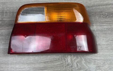 ford escort 5 desno stražnje svjetlo 1
